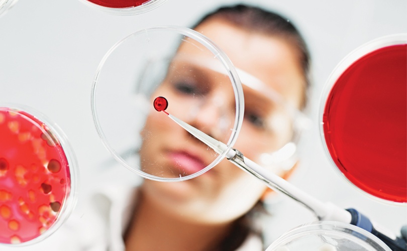 Researcher in a lab.