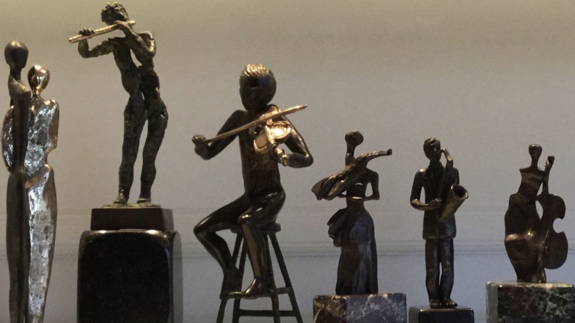 Corten steel and brass musicians