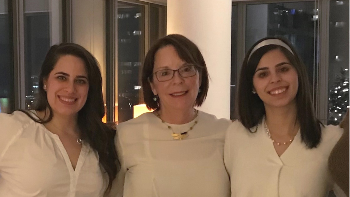 Photo of Marilyn Monk and daughters.