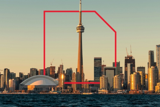Toronto skyline with the CN Tower